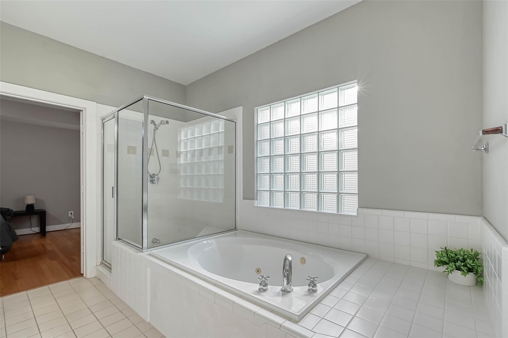 9701 Marlive Lane - Photo 20