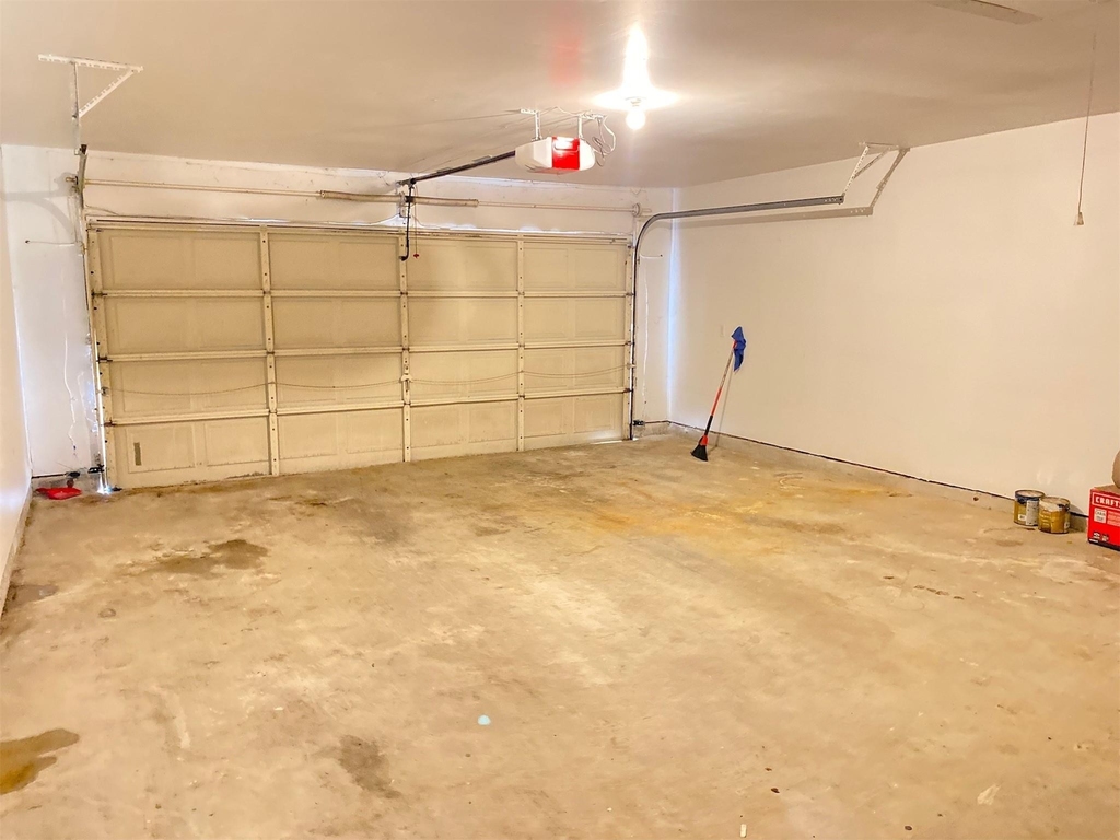 2733 Davis Avenue - Photo 38