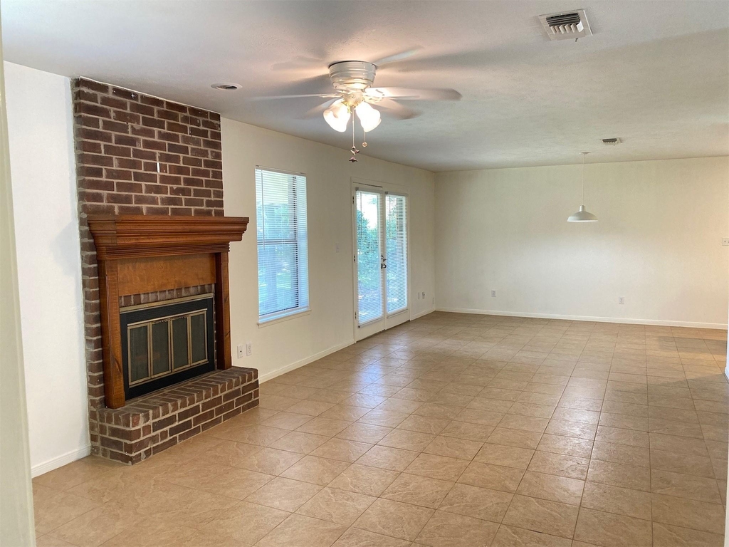 2733 Davis Avenue - Photo 15