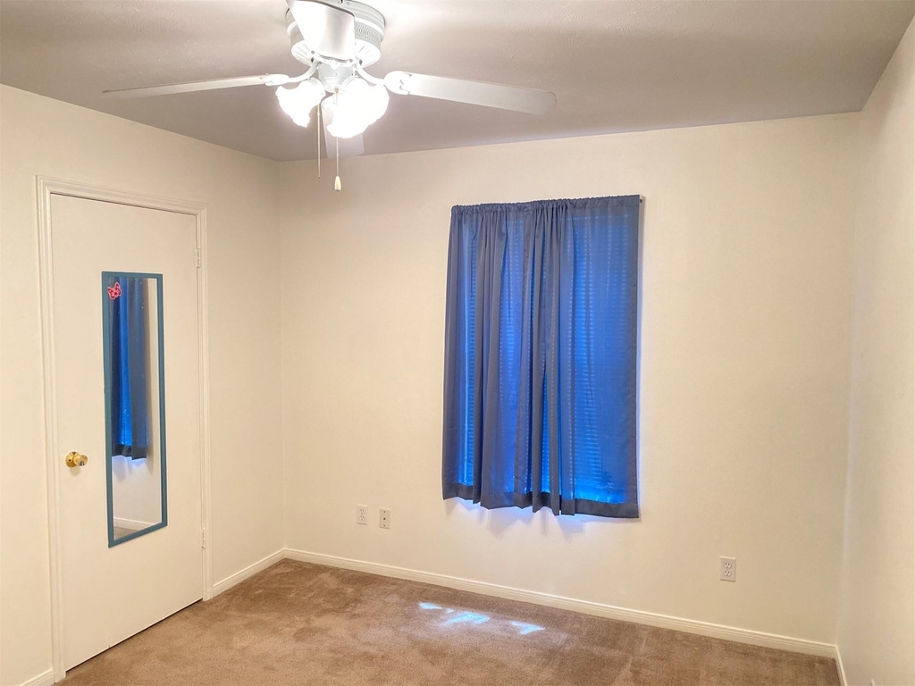 2733 Davis Avenue - Photo 25