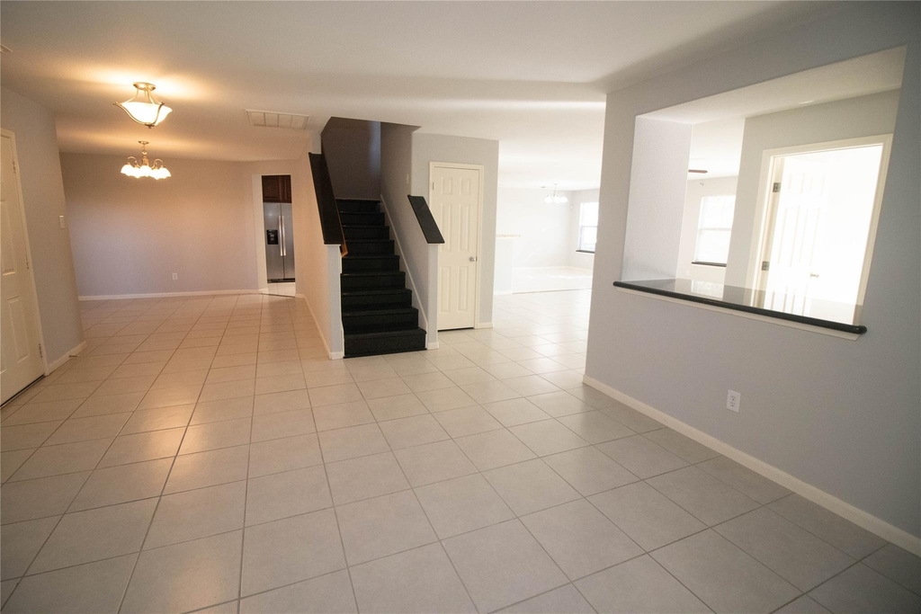 2202 Crossmill Lane - Photo 7
