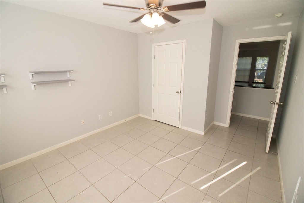 2202 Crossmill Lane - Photo 24