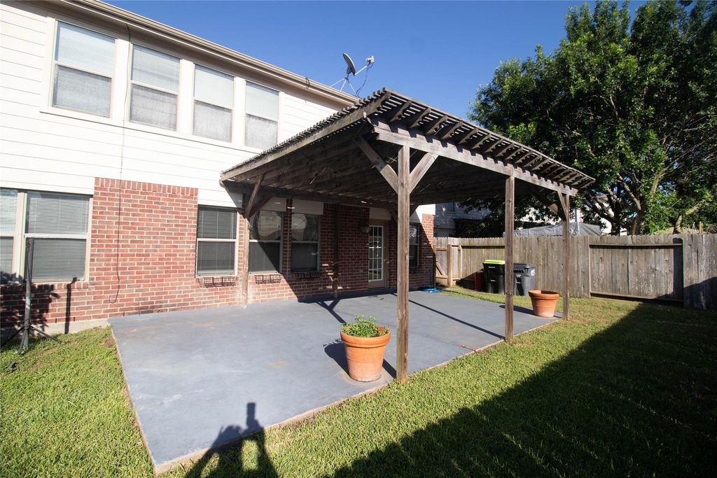 2202 Crossmill Lane - Photo 43