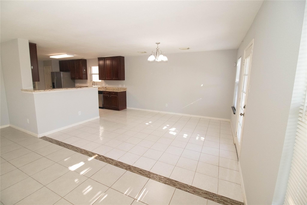 2202 Crossmill Lane - Photo 10