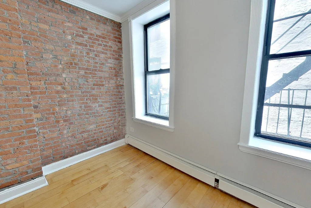 42 Avenue B - Photo 2