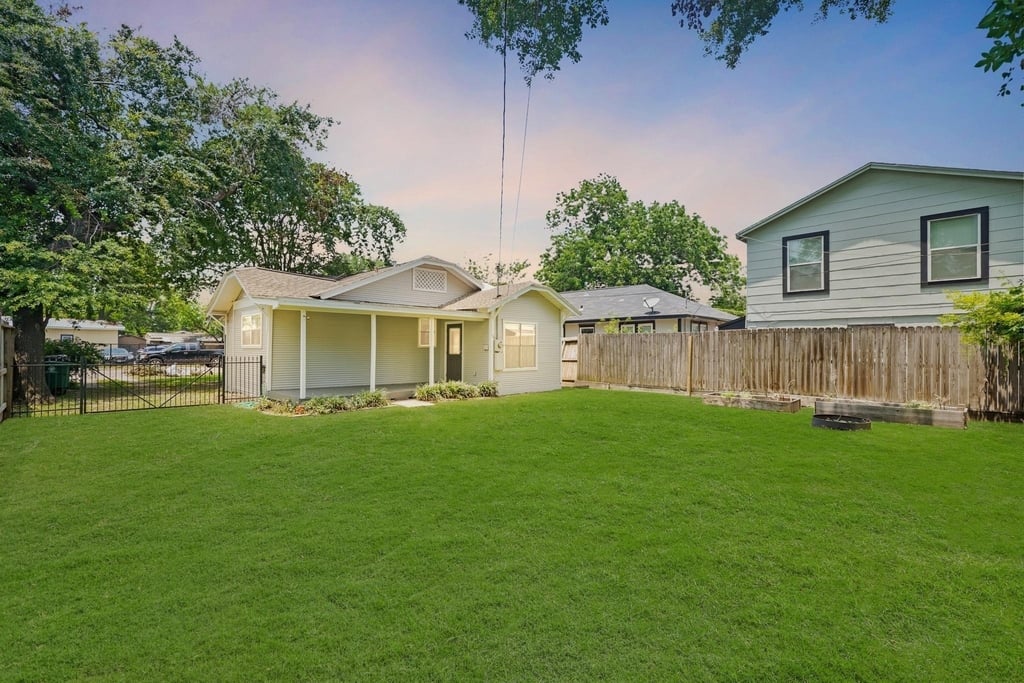 608 Northwood Street - Photo 16