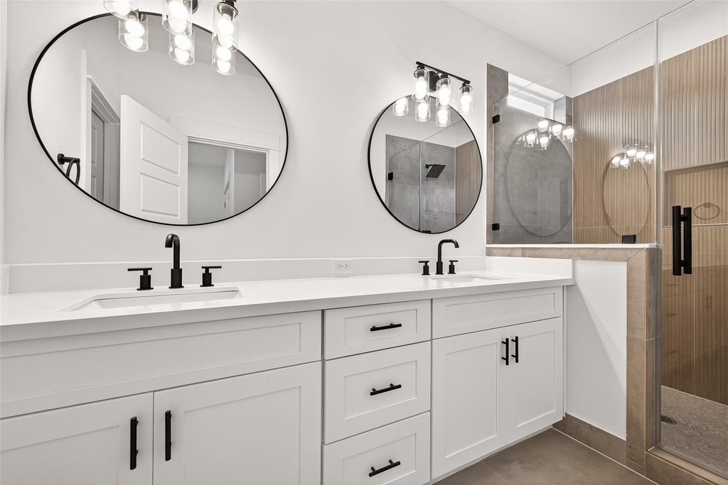 328 Neyland Street - Photo 13