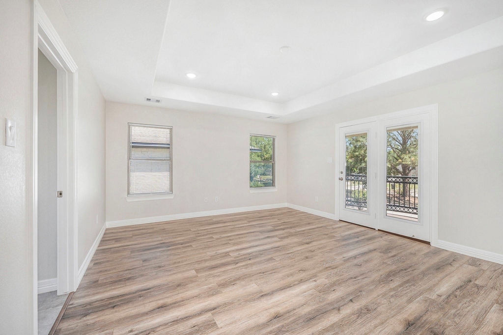 7711 Antoine Drive - Photo 21