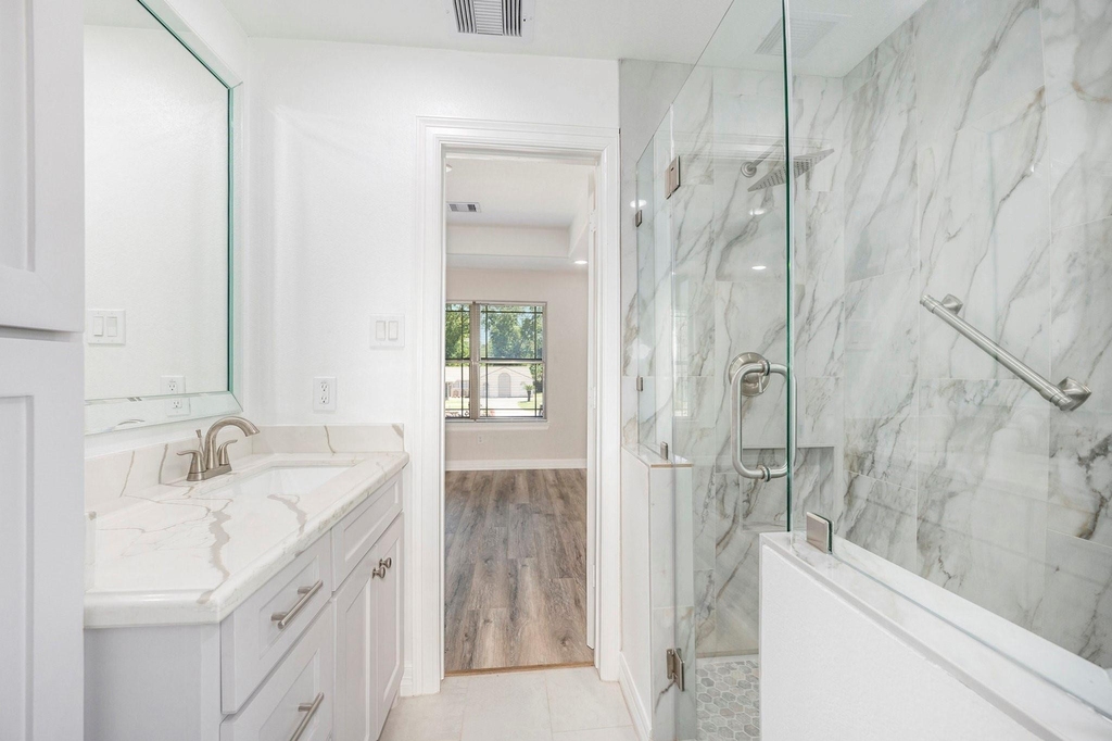 7711 Antoine Drive - Photo 23