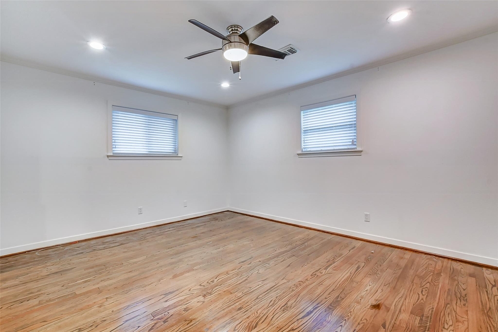 1202 Shadeland Drive - Photo 11