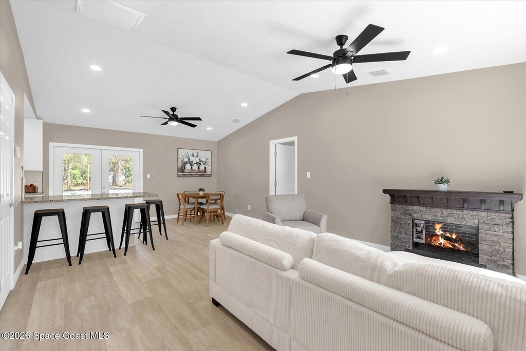 4840 Mango Avenue - Photo 3