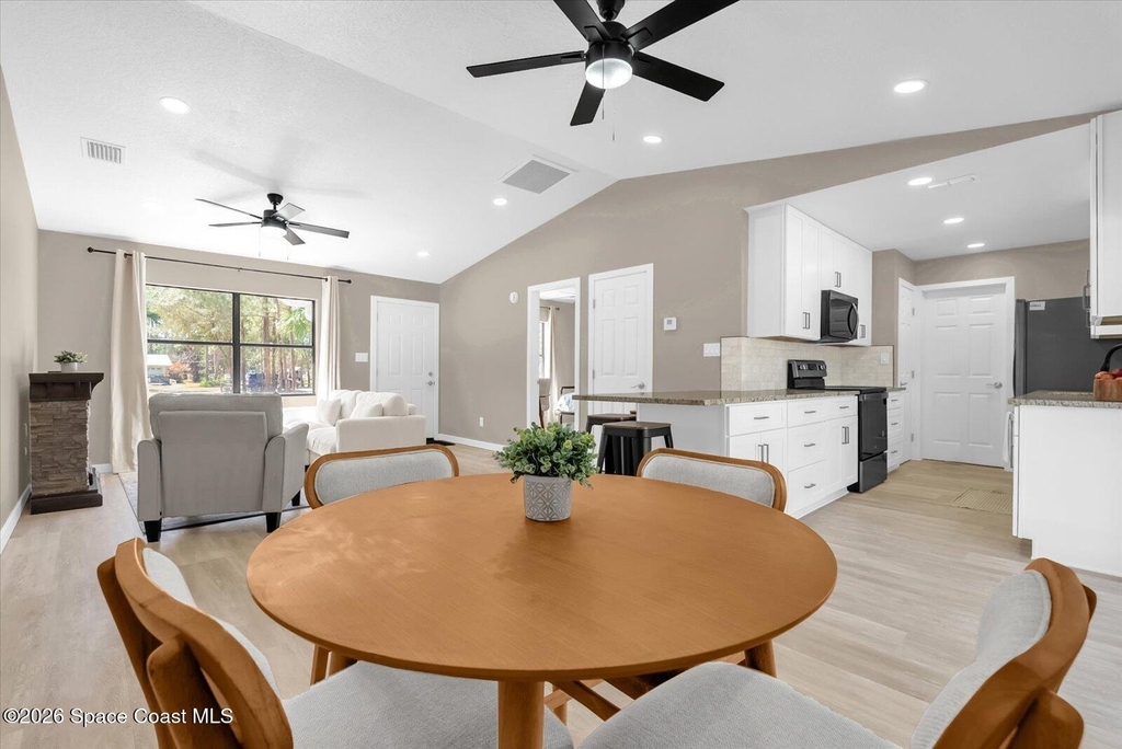 4840 Mango Avenue - Photo 10