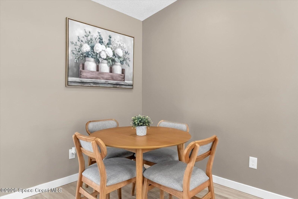 4840 Mango Avenue - Photo 9