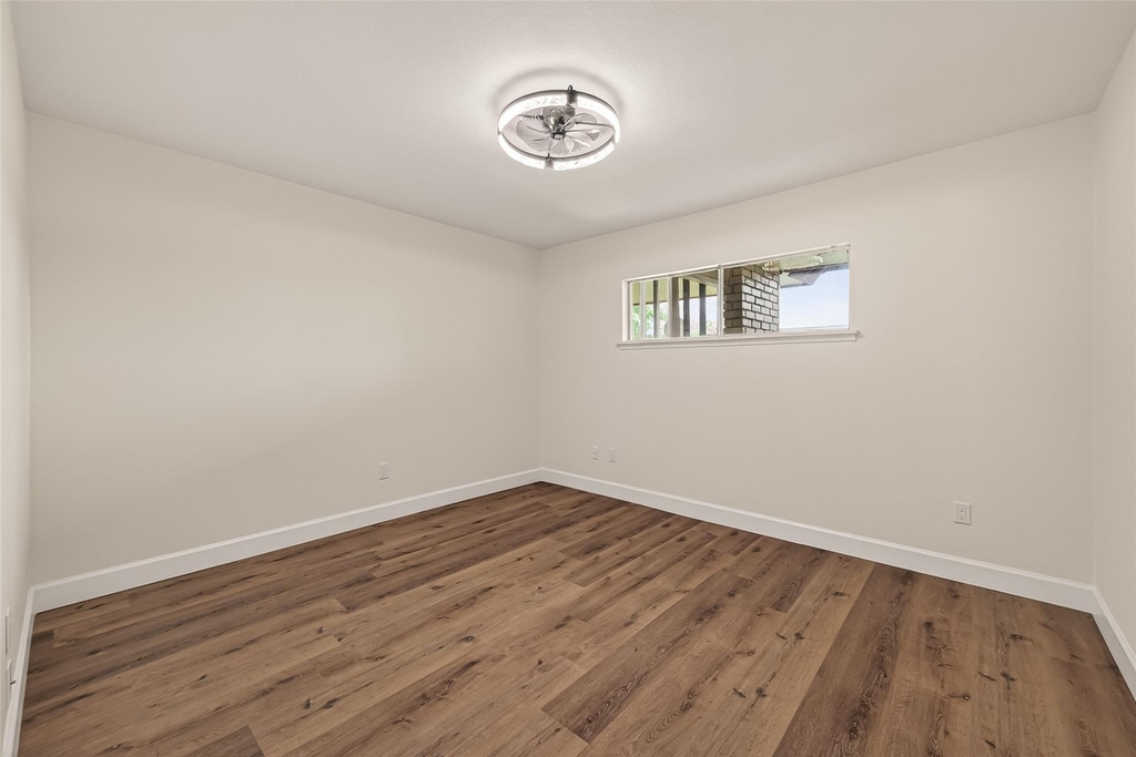 7714 Renwick Drive - Photo 15
