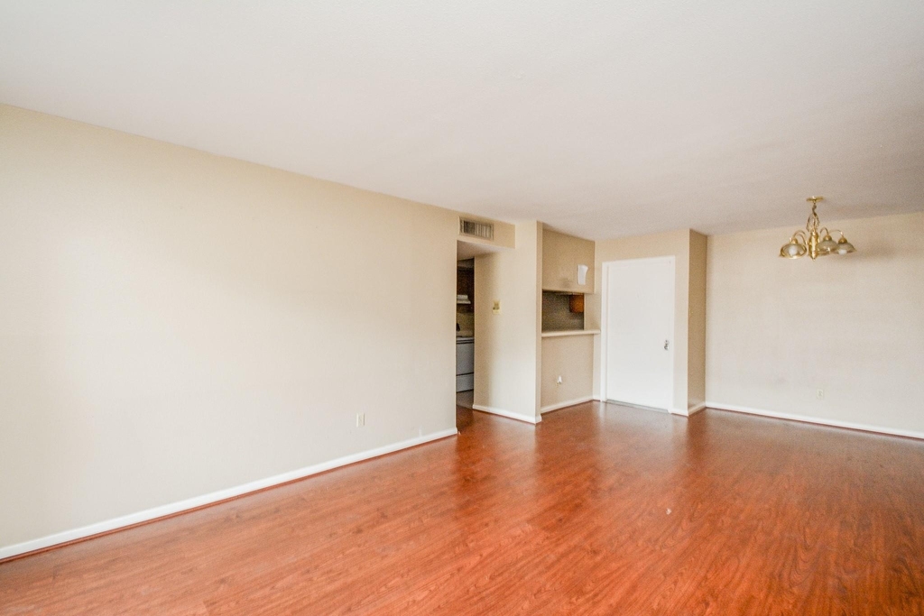 8519 Hearth Boulevard - Photo 16