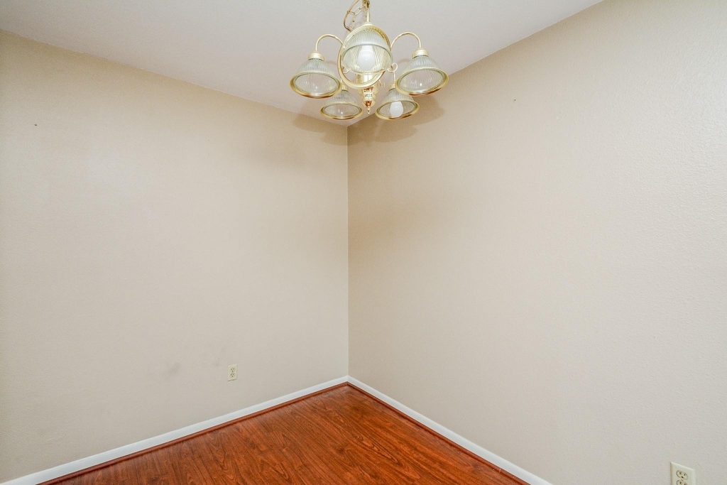 8519 Hearth Boulevard - Photo 11