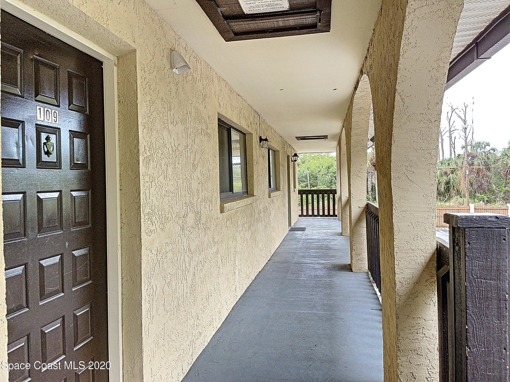 205 Palmetto Avenue - Photo 3