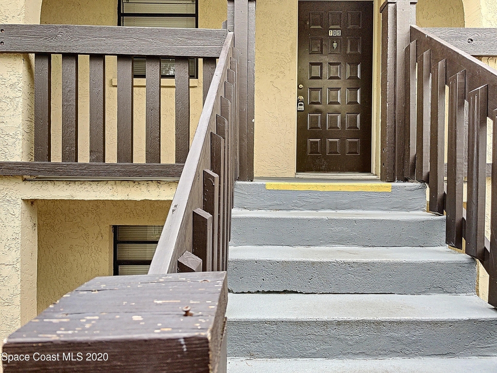 205 Palmetto Avenue - Photo 1