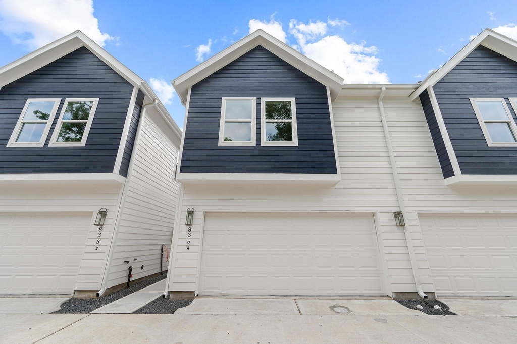 835 Paul Quinn Street - Photo 0