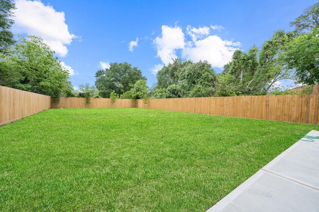835 Paul Quinn Street - Photo 17