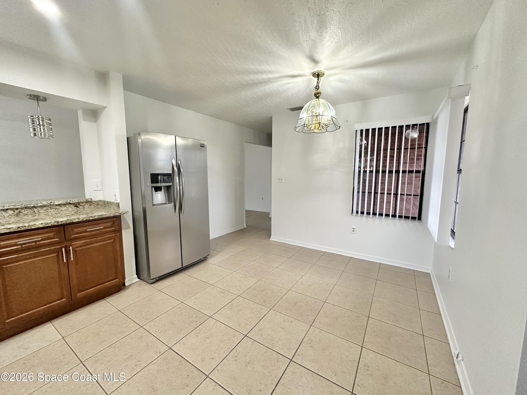 522 Karney Avenue Ne - Photo 12