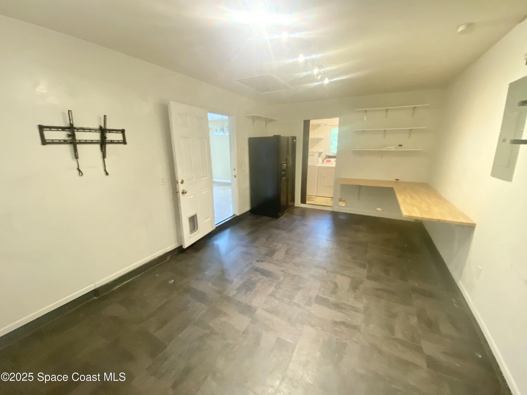 784 Alcazar Avenue - Photo 6