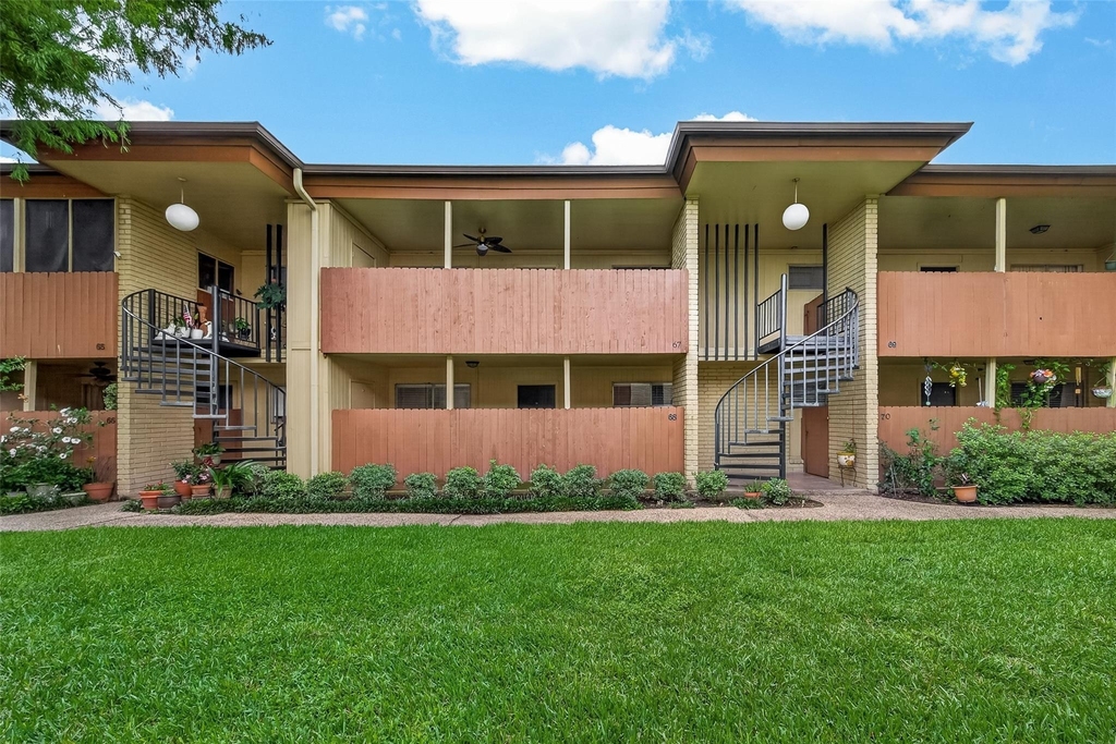 7714 Renwick Drive - Photo 28