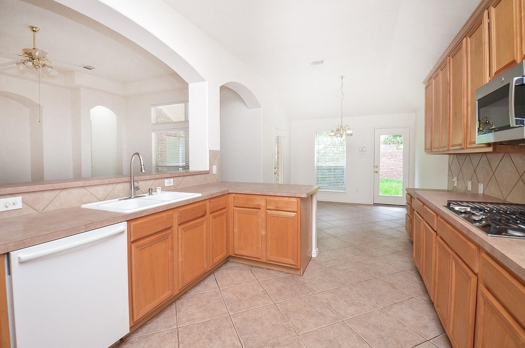 2607 Grand Plantation Court - Photo 19