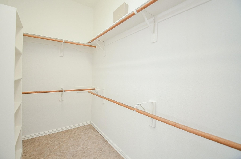 2607 Grand Plantation Court - Photo 32