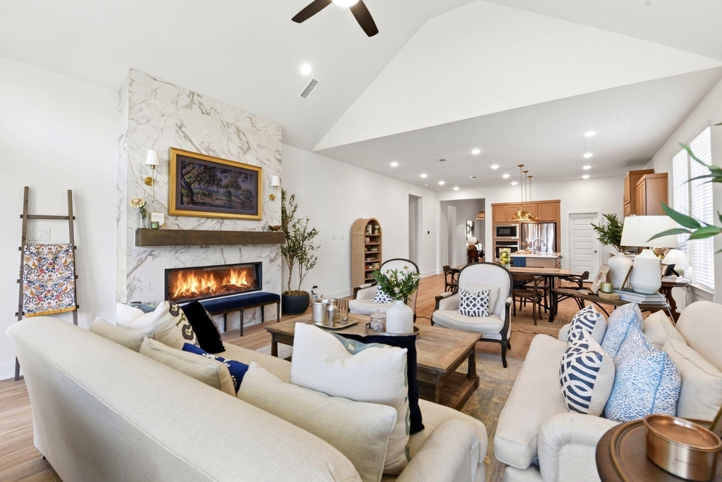 27927 Spring Falls Court - Photo 16