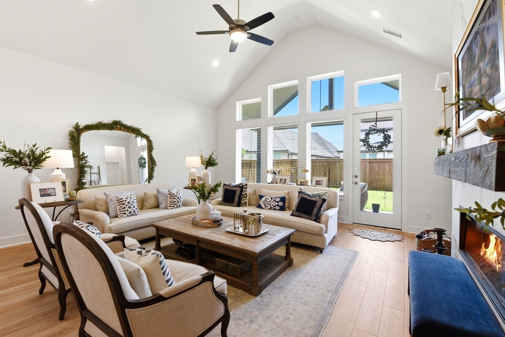 27927 Spring Falls Court - Photo 18