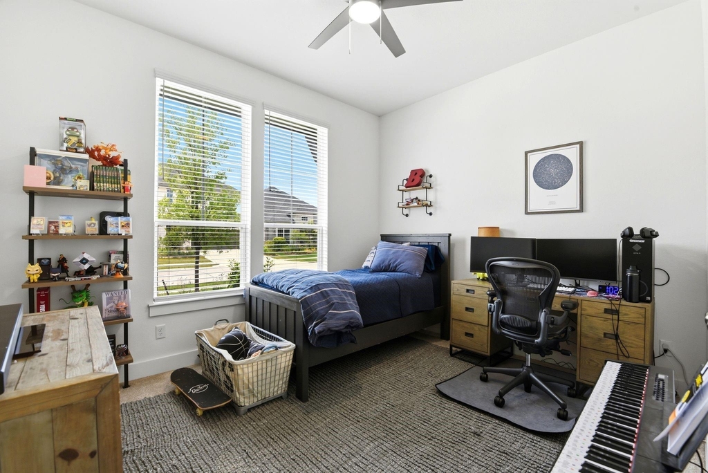 27927 Spring Falls Court - Photo 33