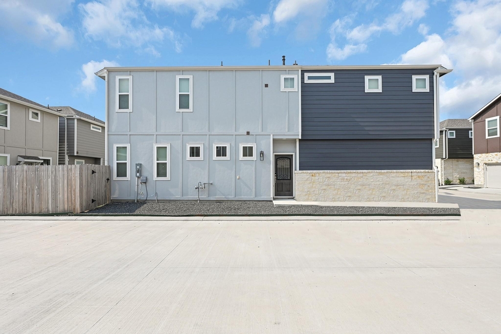 1528 Lakeline Oak Drive - Photo 23