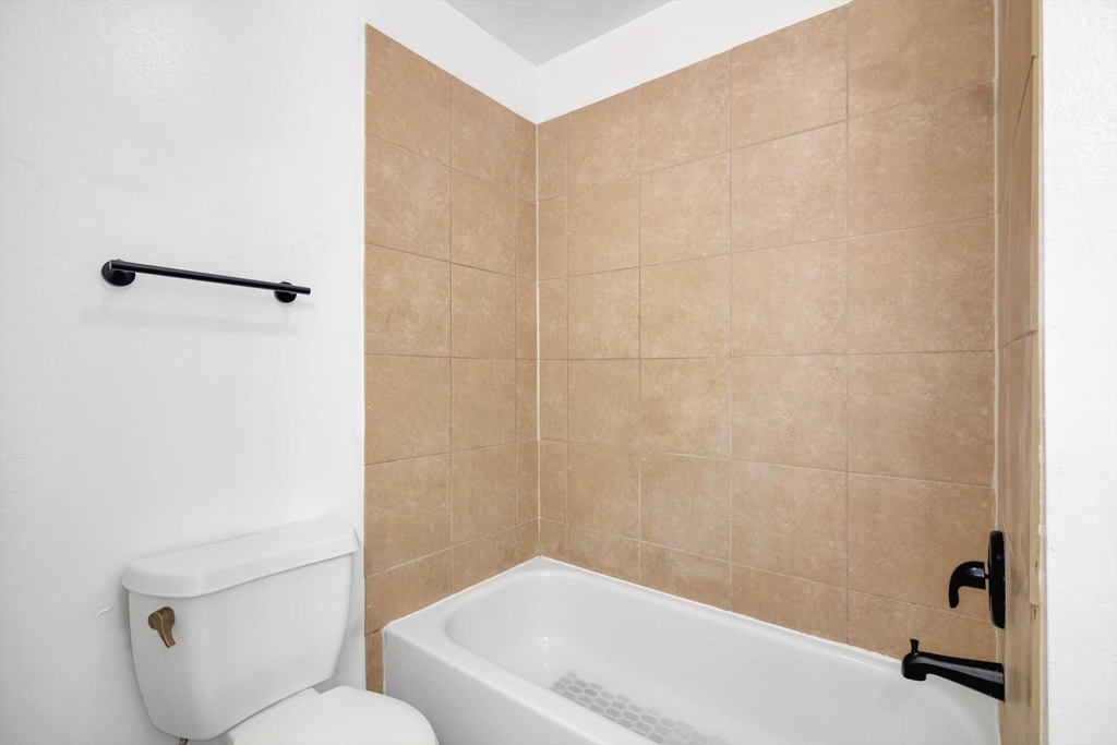 6933 Liverpool Street - Photo 23