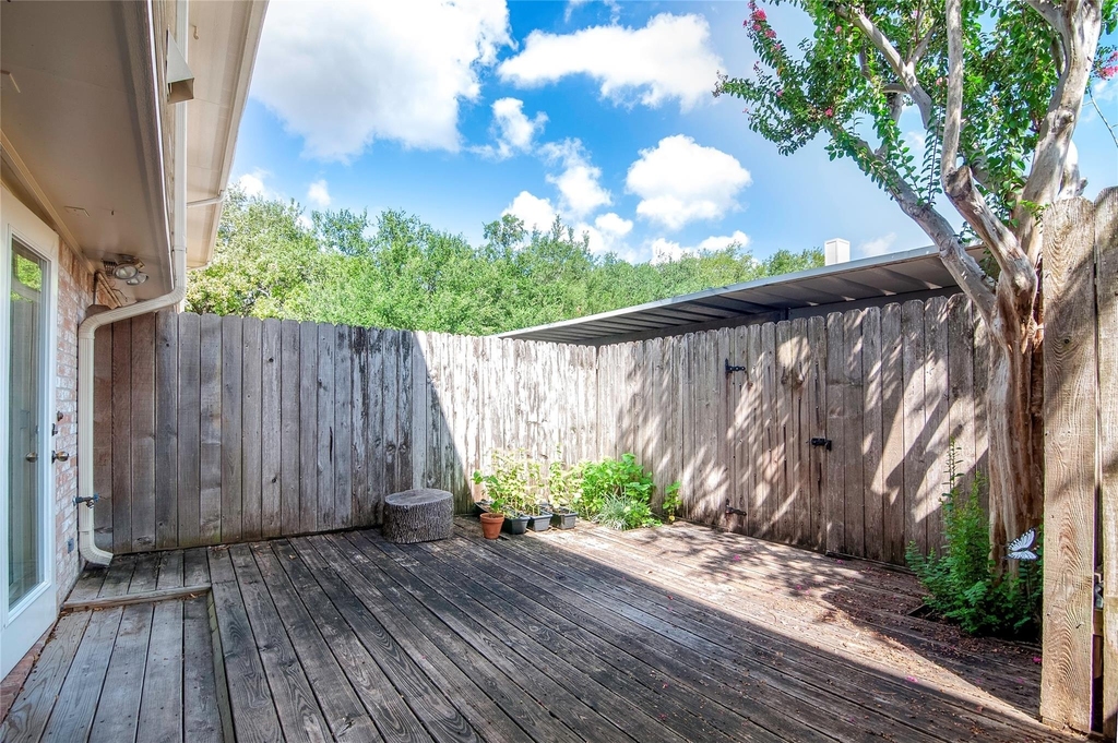 12979 Trail Hollow Drive - Photo 26