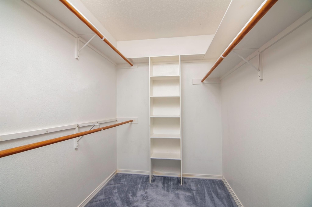 12979 Trail Hollow Drive - Photo 15