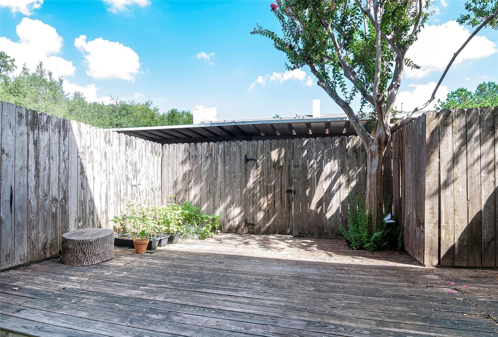 12979 Trail Hollow Drive - Photo 25