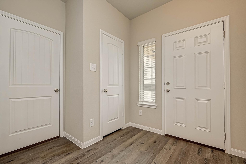 2507 Steelhead Drive - Photo 2