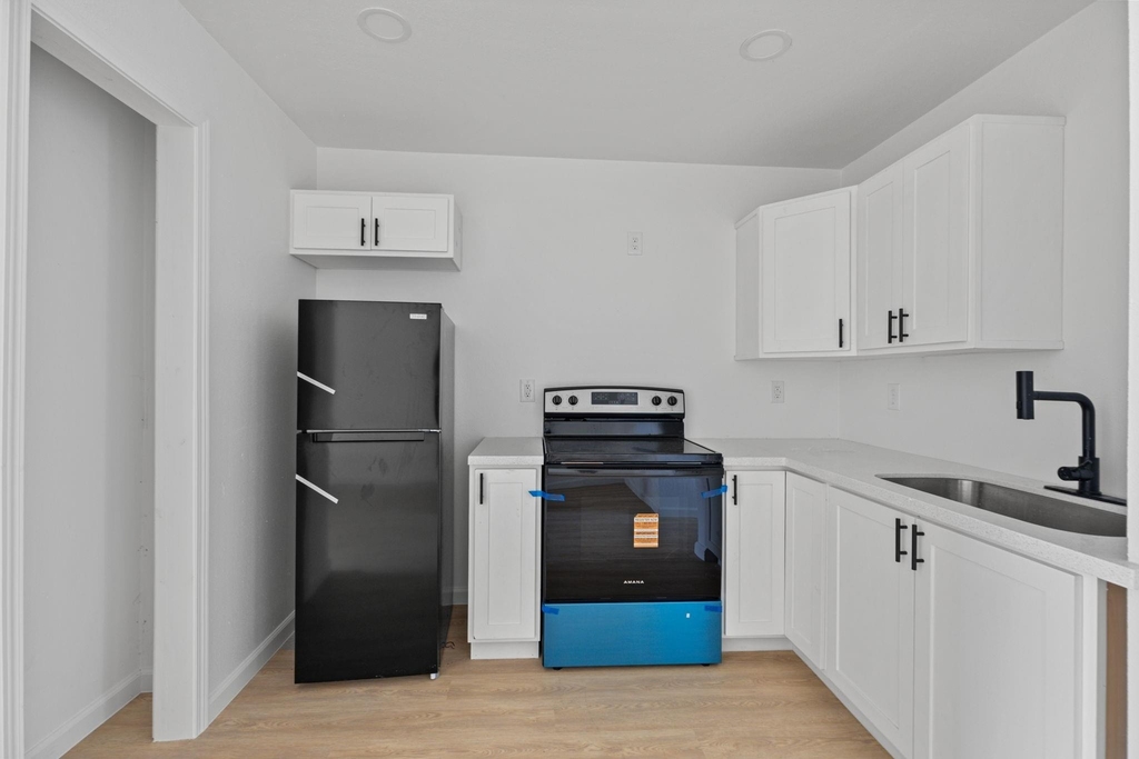 6840 Fairway Drive - Photo 12