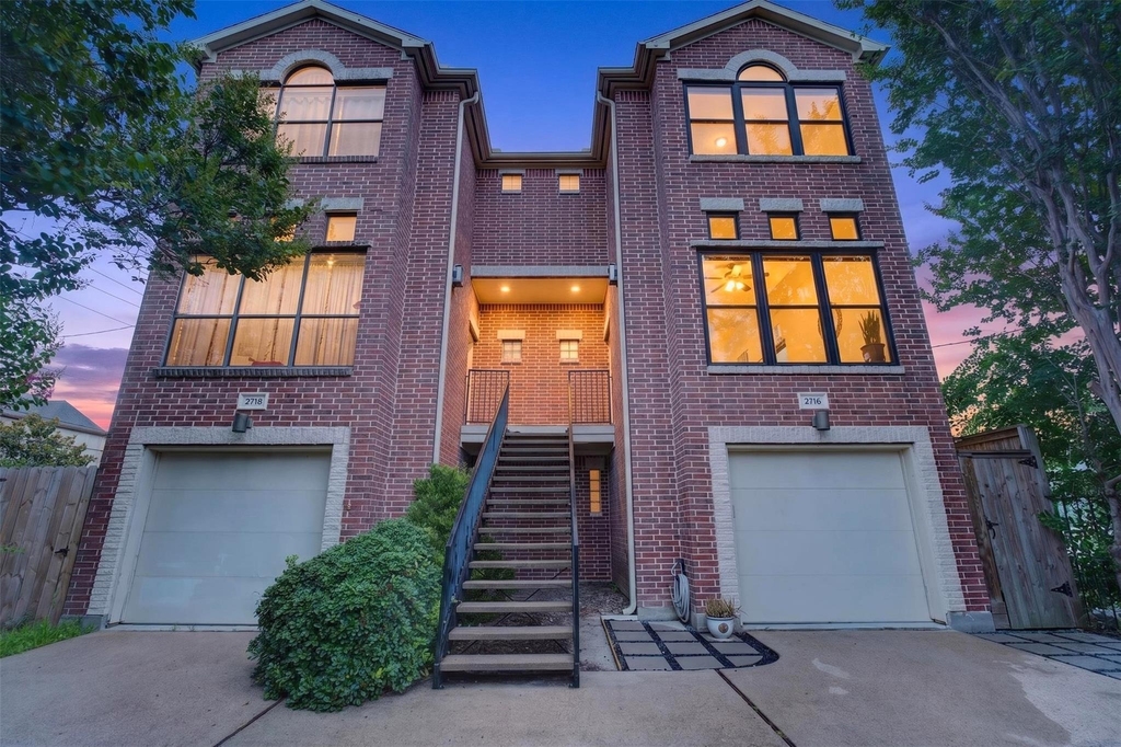 2716 Bagby Street - Photo 2