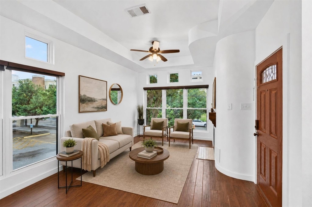 2716 Bagby Street - Photo 3