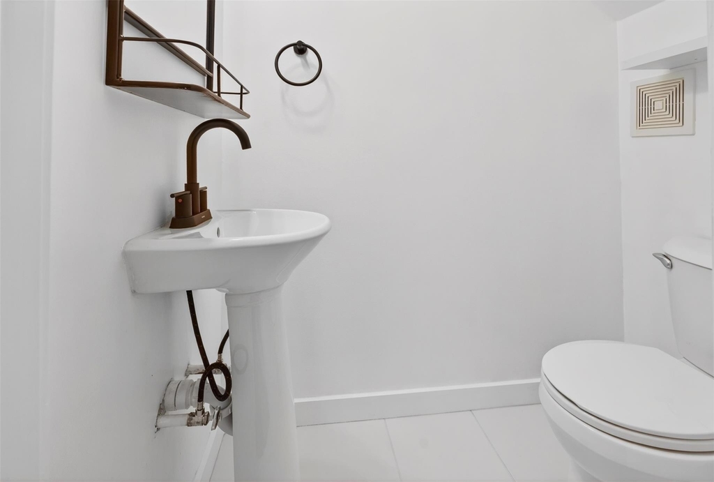 2716 Bagby Street - Photo 20