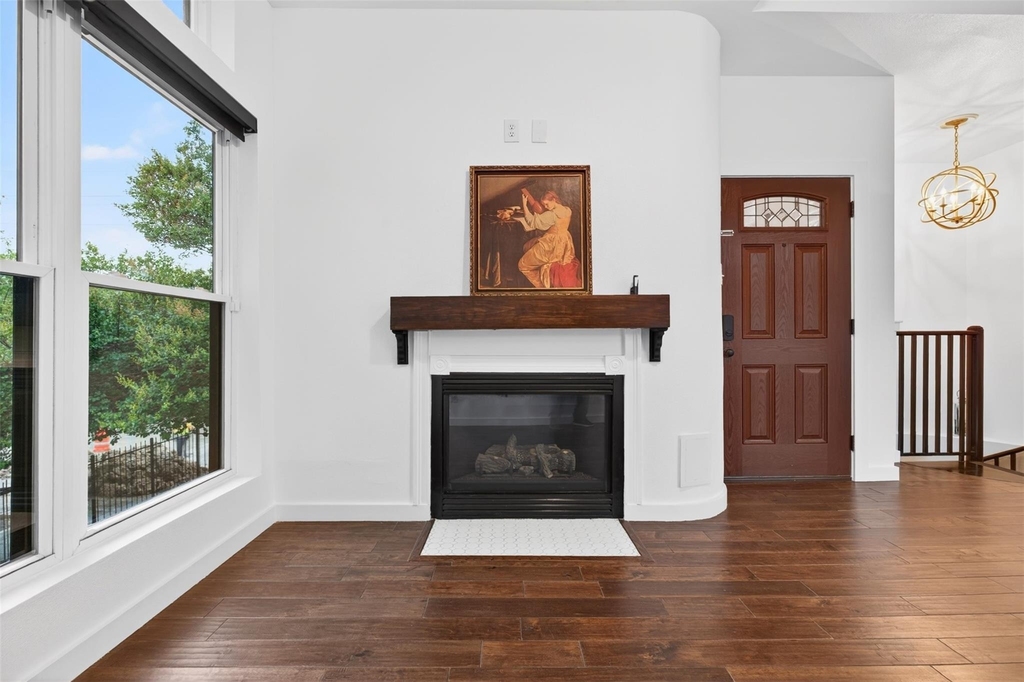 2716 Bagby Street - Photo 7