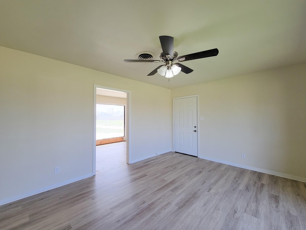 133 S Yaupon Street - Photo 29