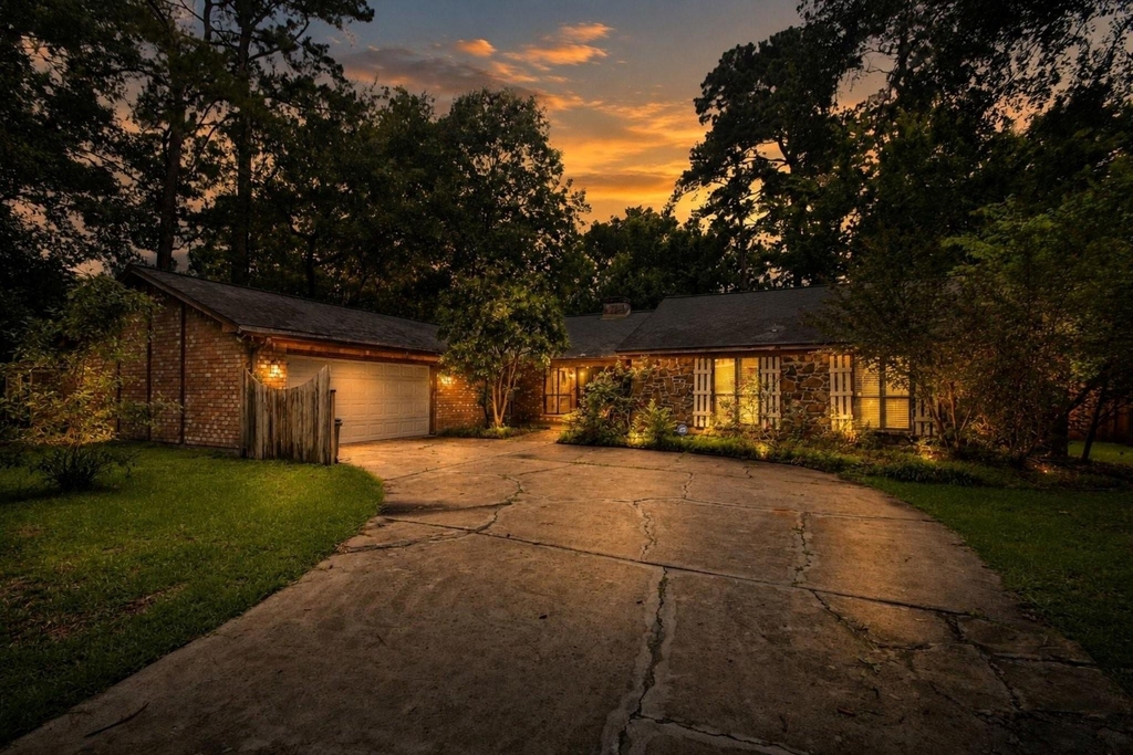 6702 Spring Leaf Drive - Photo 1