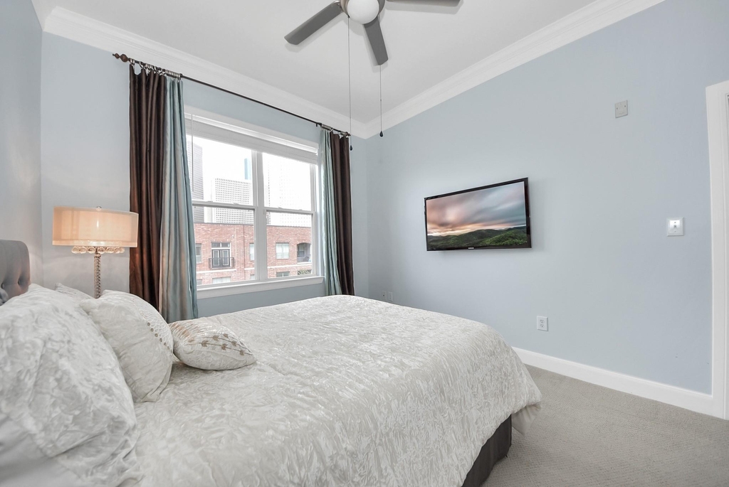 300 St Joseph Parkway - Photo 13