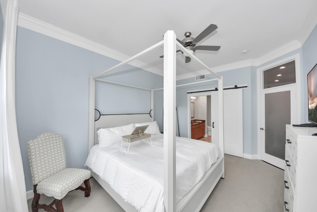 300 St Joseph Parkway - Photo 7