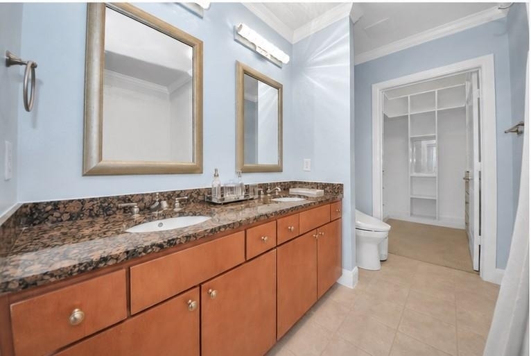 300 St Joseph Parkway - Photo 4