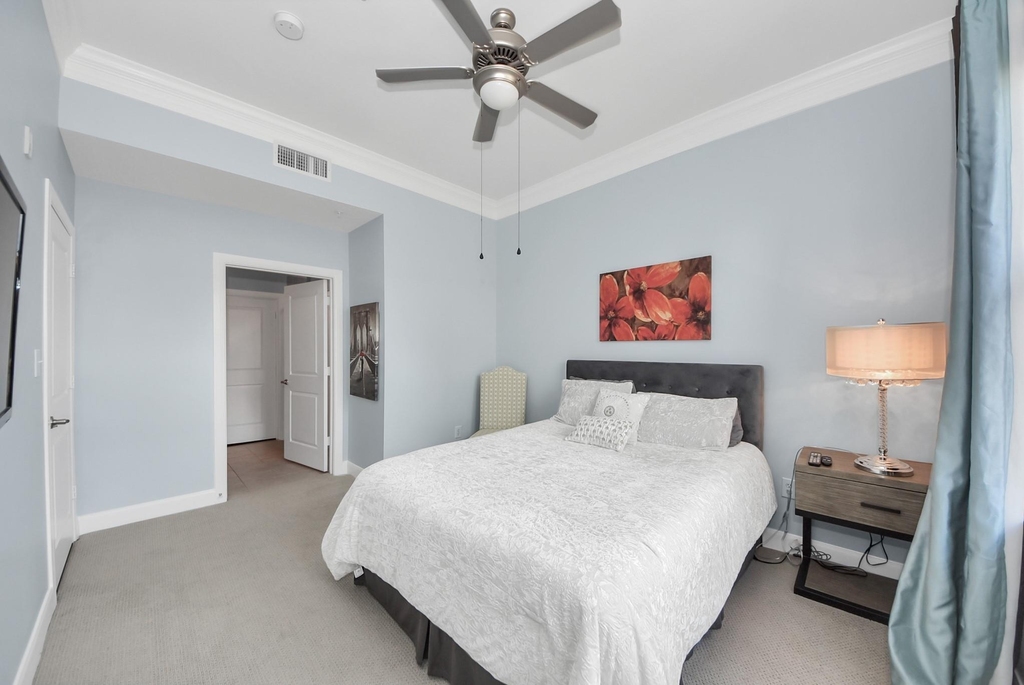300 St Joseph Parkway - Photo 14