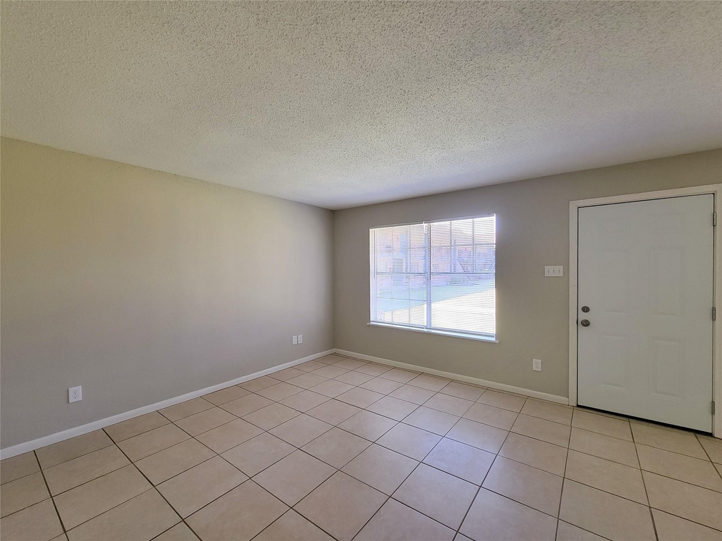 3206 Lobit Drive - Photo 9